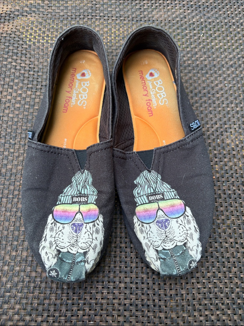 BOBS by Skechers Black Slip-On Dog Graphic Canvas Flats sz 7.5
